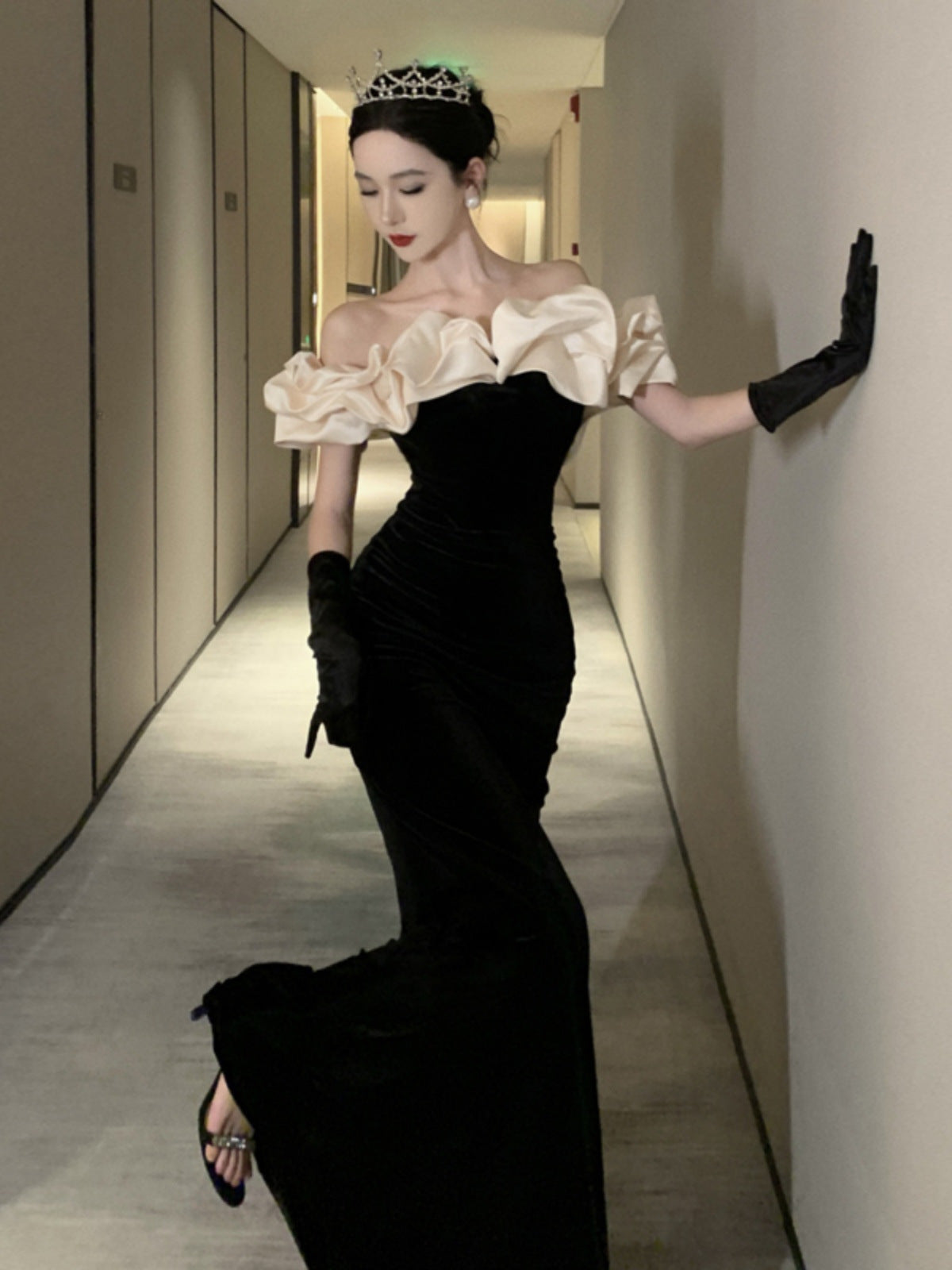 Long Mermaid Gown For Socialite Hosts - Eve & Kith