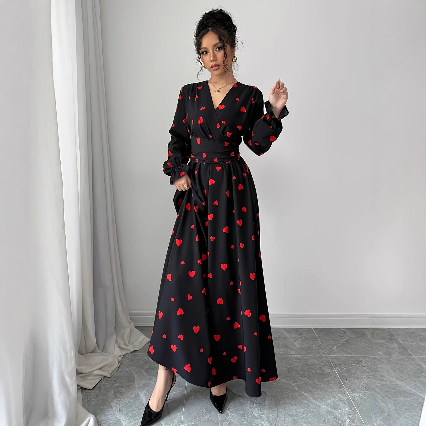 Women's Printed V-Neck Long Sleeve Waist Tie Dress - Eve & Kith