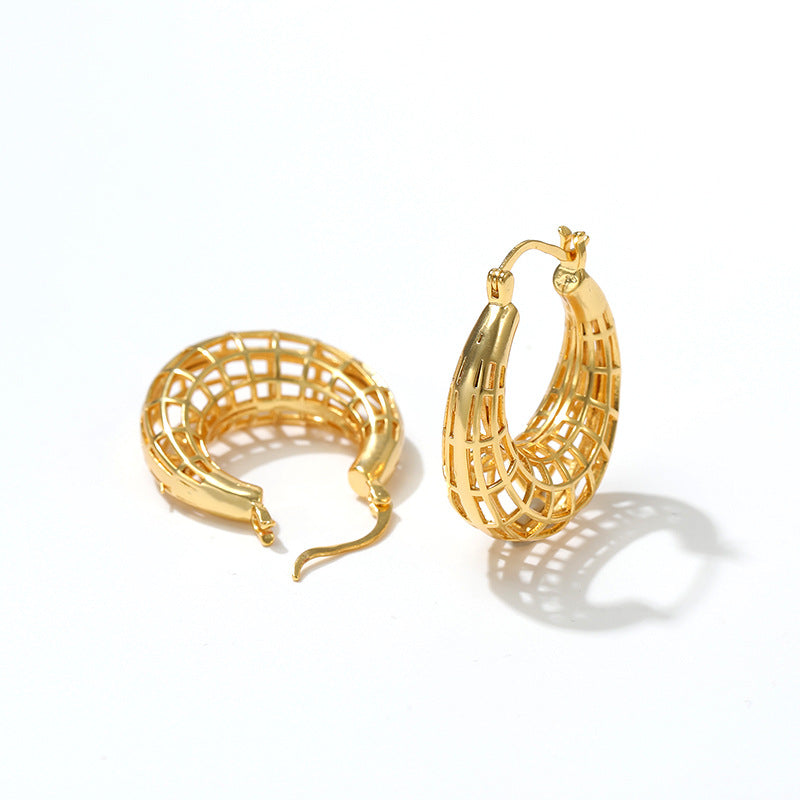 Old Gold Light Luxury Exaggerated Earrings - Eve & Kith