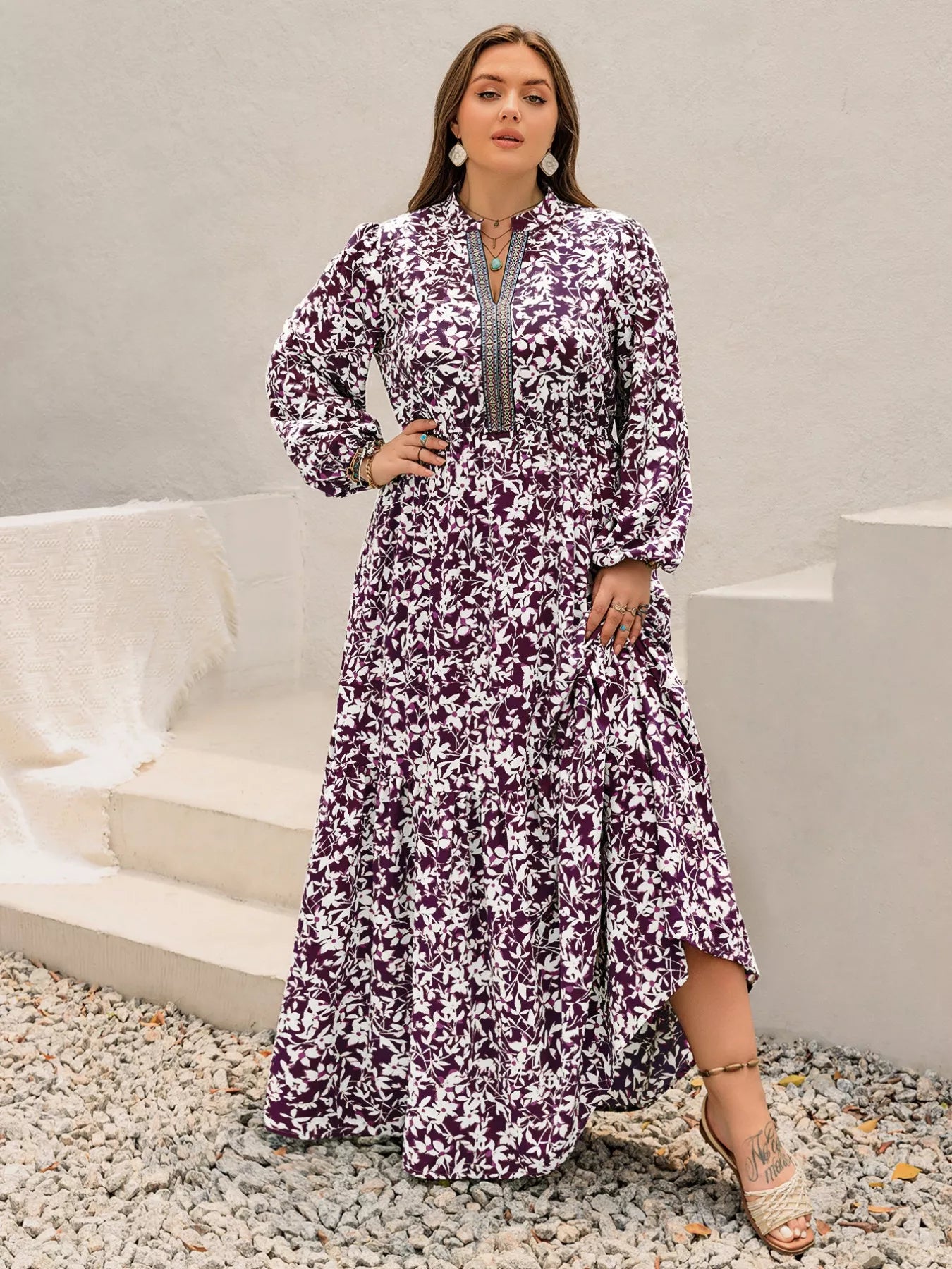 Plus Size  Floral  Maxi Dress with Long Sleeves - Eve & Kith