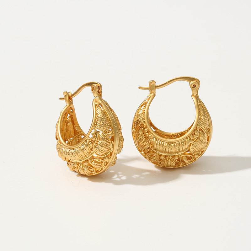 Old Gold Light Luxury Exaggerated Earrings - Eve & Kith