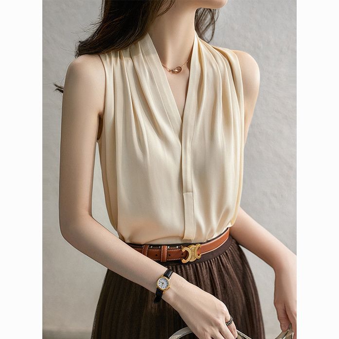 French-style Elegant And Chic Halter-neck Smooth Camisole - Eve & Kith